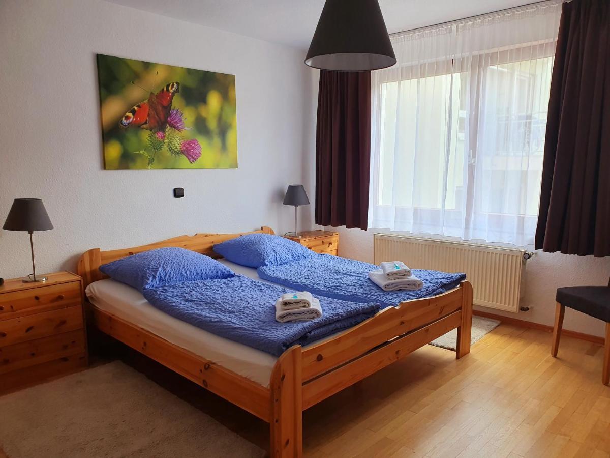 Gruener Baum Hotel Neckargerach Kültér fotó